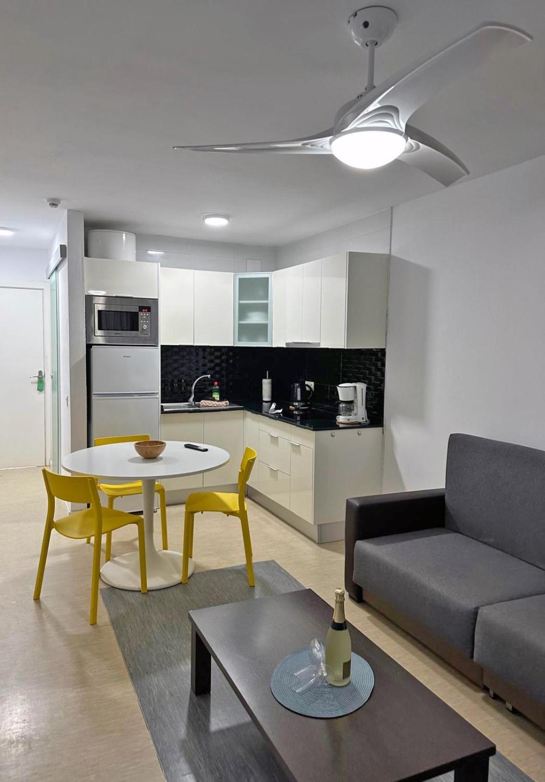 פוארטו ריקו Apartamentos Portonovo מראה חיצוני תמונה