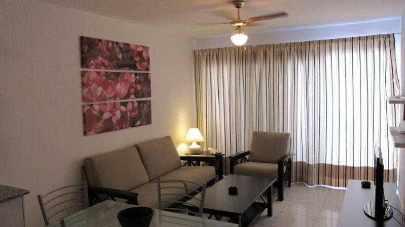 פוארטו ריקו Apartamentos Portonovo מראה חיצוני תמונה